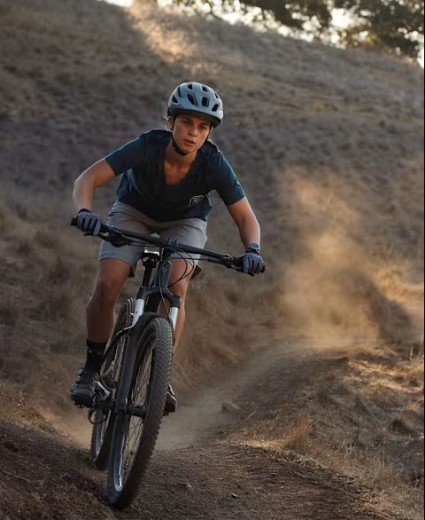 McGhie's Ski, Bike - Blue Diamond