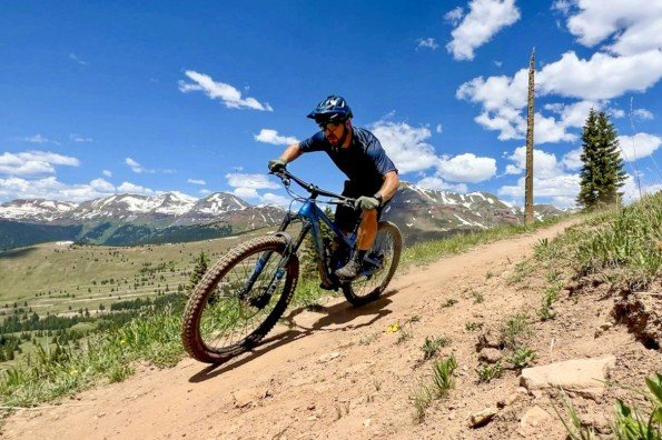 One On One Bicycle Studio (OOOBS)